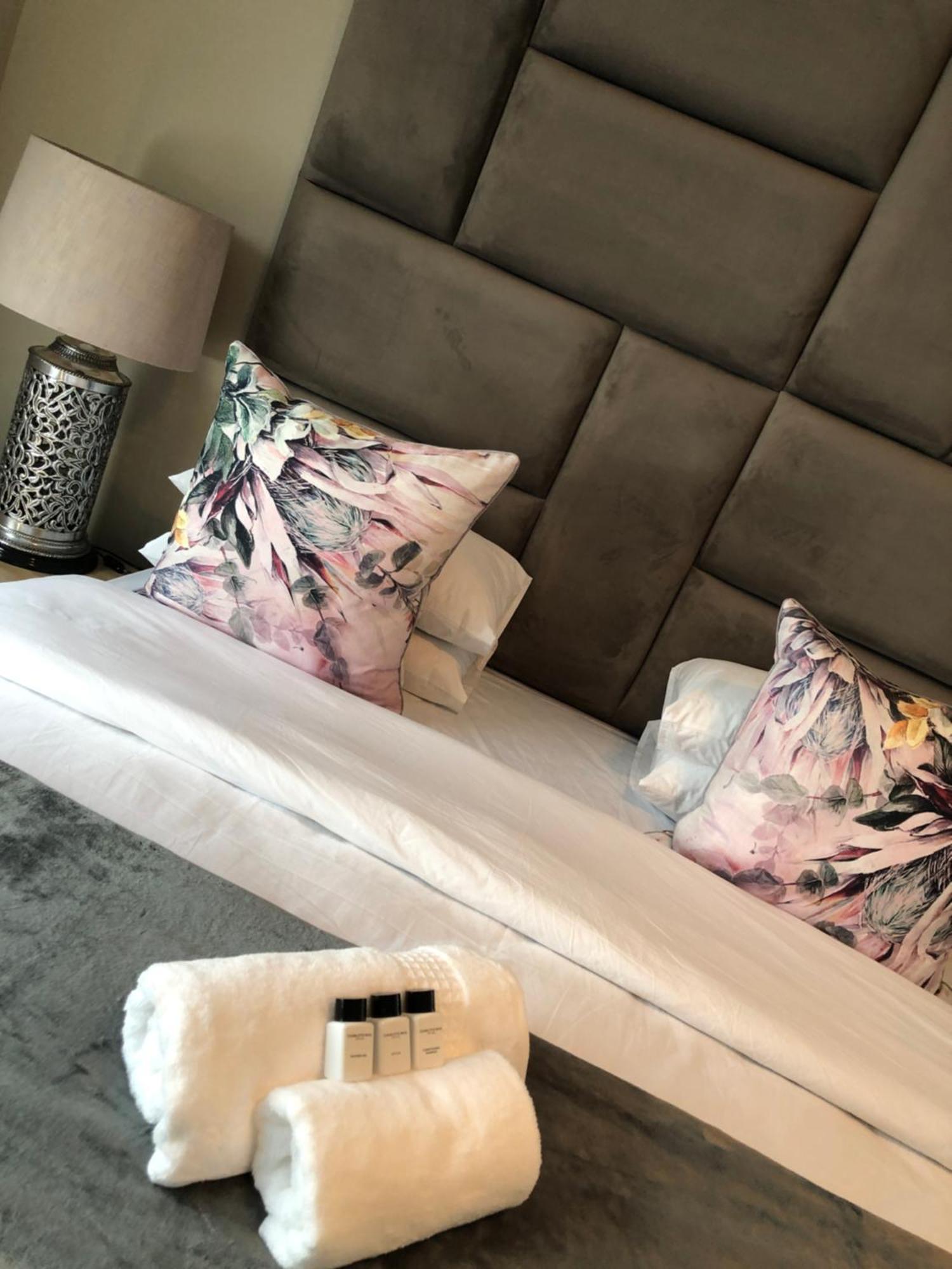 Bed and Breakfast The South Way Johannesburg Esterno foto